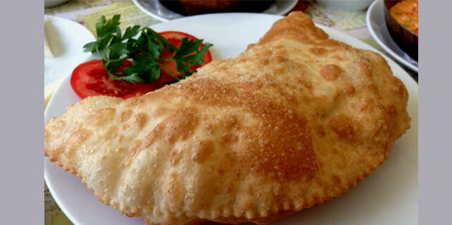 Çiğ Börek Tarifi