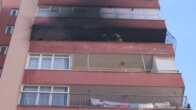 Adana’da evlerinde çıkan yangını söndürmeye çalışan anne ile iki çocuğu dumandan etkilendi