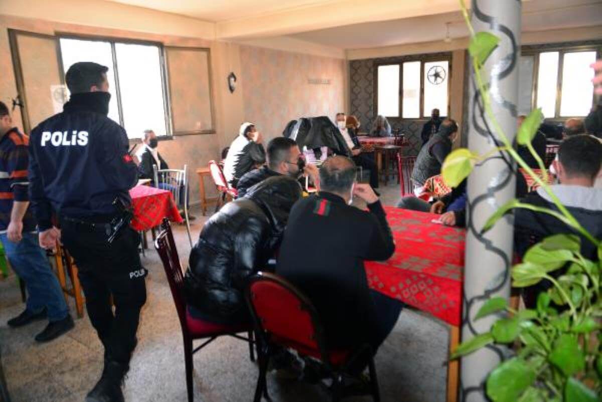 Güvenlik kamerasıyla önlem alınan kafeye polis baskını
