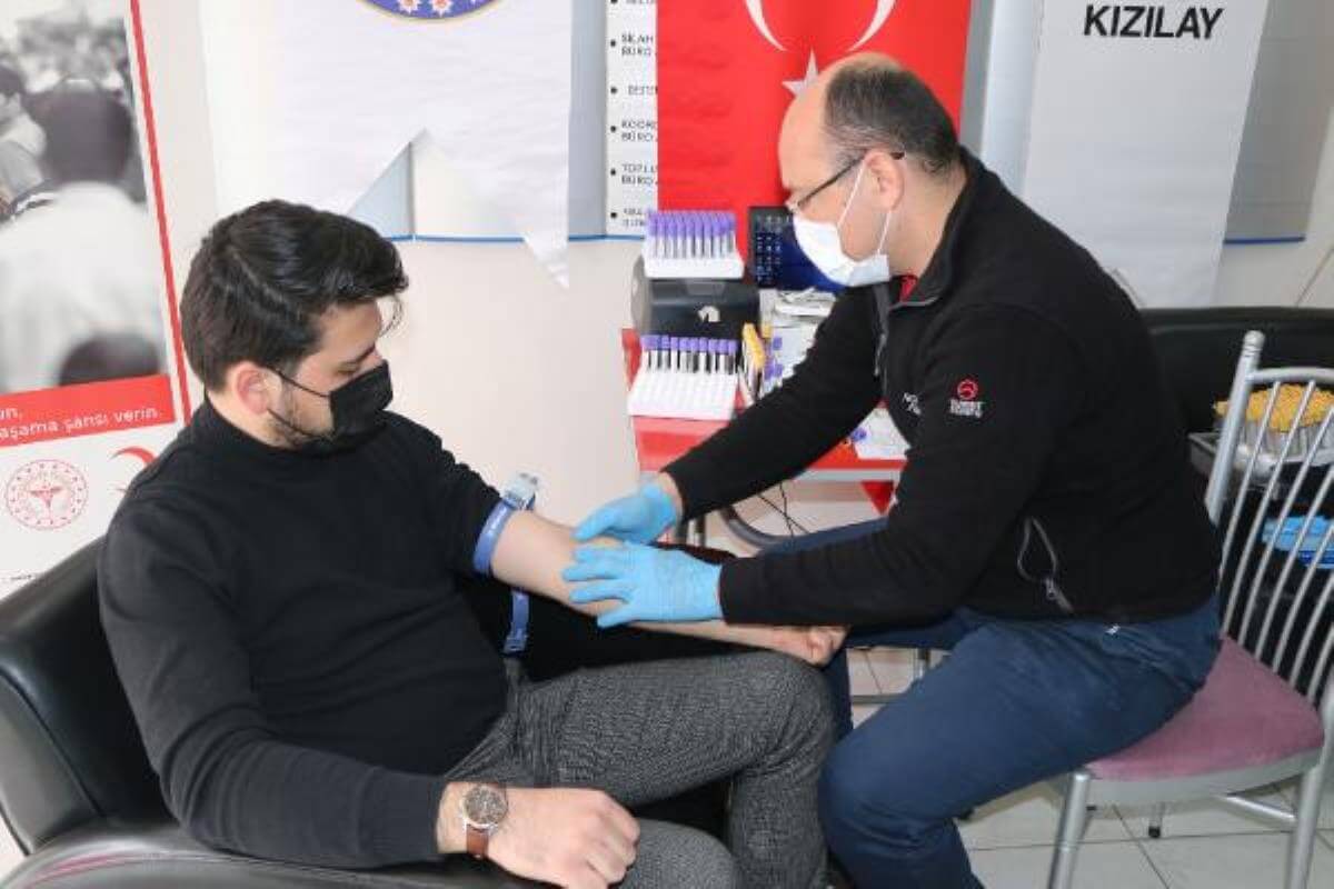 Kozan'da kök hücre ve kan bağışı kampanyası