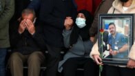 Adana’da Koronavirüse yenilen doktor için düzenlenen törende gözyaşları sel oldu