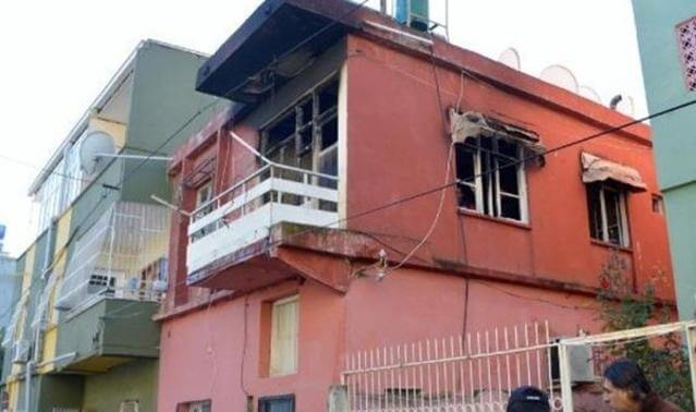 Adana’da evde çıkan yangında 2 kardeş yaralandı