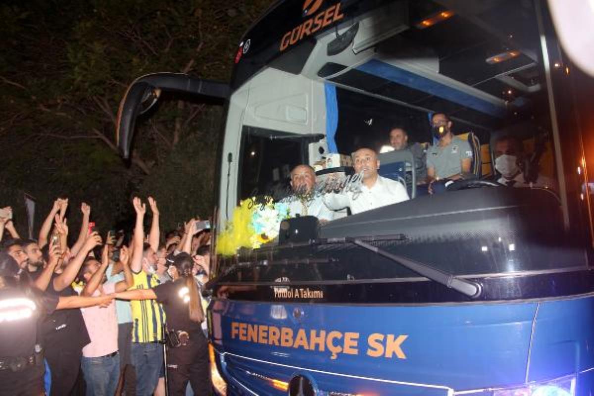 Fenerbahçe kafilesi, Adana’ya geldi