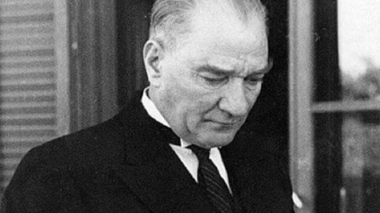 18 Mart Çanakkale Zaferi kutlama resimli mesajları kısa 18 Mart Atatürk sözleri