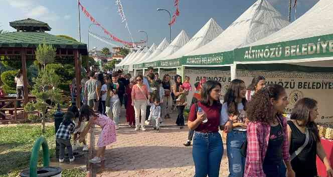 Hatay’da 6. Zeytin ve Zeytinyağı Festivali coşkusu devam ediyor