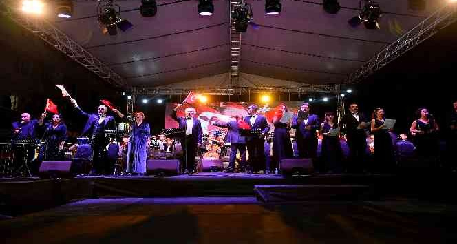 Mersin’de Cumhuriyet Bayramı kutlanmaları erken başladı