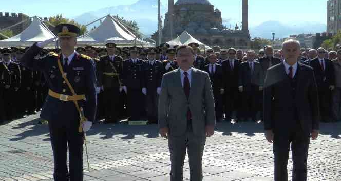 Kayseri’de Cumhuriyet Bayramı etkinlikleri başladı