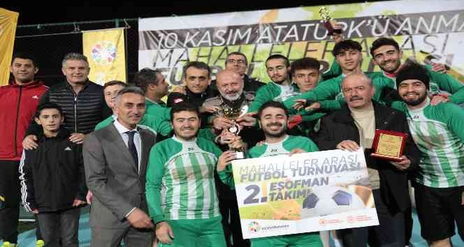 Başkan Çolakbayrakdar’dan futbol severlere müjde