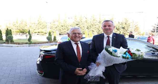 Moldova Ankara Büyükelçisi’nden Başkan Büyükkılıç’a ziyaret