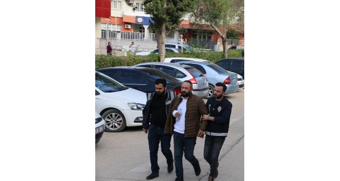 Adana’da akrabasının evinde öldürülmüştü, cinayet zanlısı tutuklandı