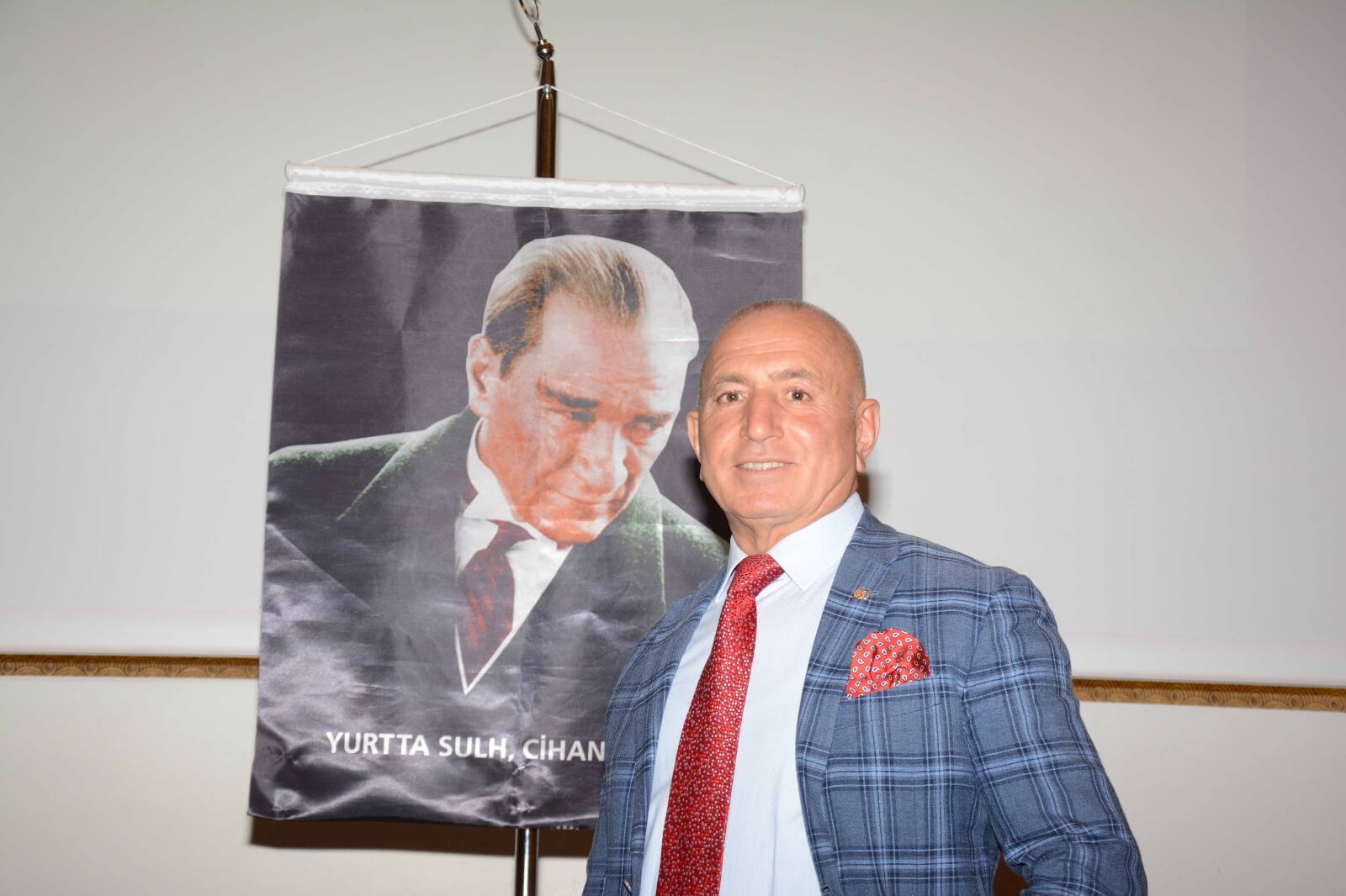Hüseyin Kış : Üretimi esas alan Atatürk’ün yolundan ilerlemeliyiz