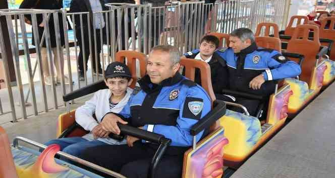 Osmaniye polisinden özel çocuklara etkinlik