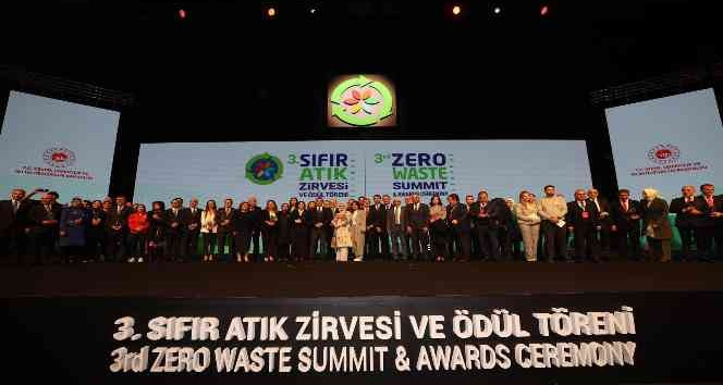 Osmaniye Belediyesine sıfır atık yerel yönetim ödülü