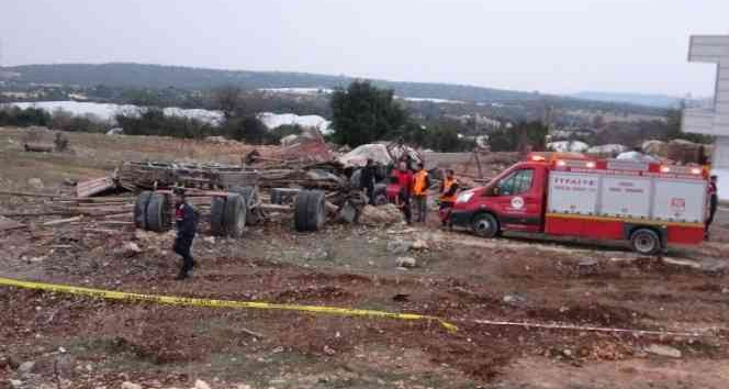 Mersin’deki feci kamyon kazasında ölü sayısı 2’ye çıktı