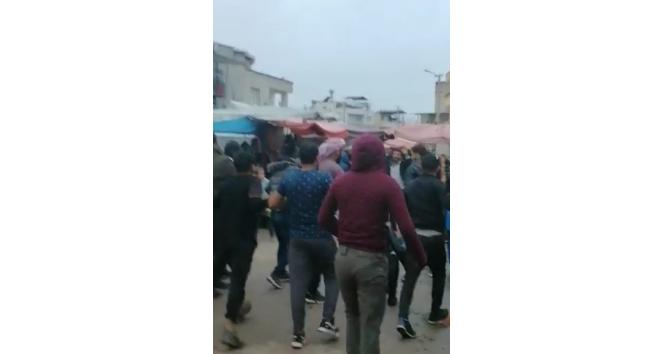 Adana’da pazarda taşlı sopalı kavga