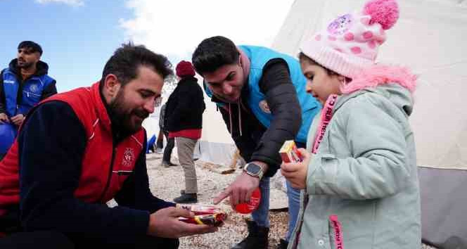 Muş ekibinden depremzede çocuklara sosyal destek