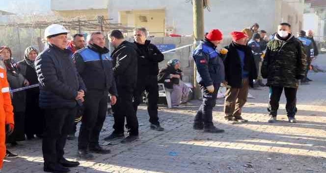 Zabıta Müdürü Sivaslıoğlu, deprem bölgesinde tanık olduklarını anlattı