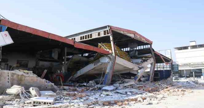 Antakya’da depremde sanayi sitesi de yerle bir oldu