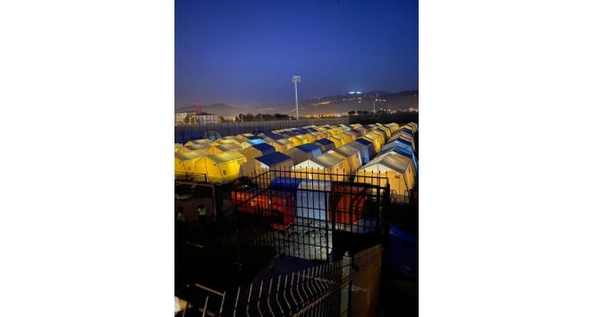 Adana’da çadır kentlere enerji sağlandı