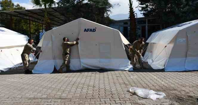Payas’ta depremzedeler için kurulan çadır sayısı 580’e ulaştı
