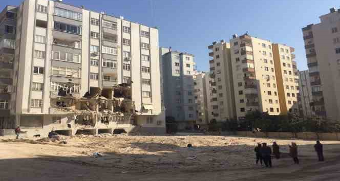 Adana’da 626 ağır hasarlı bina tespit edildi