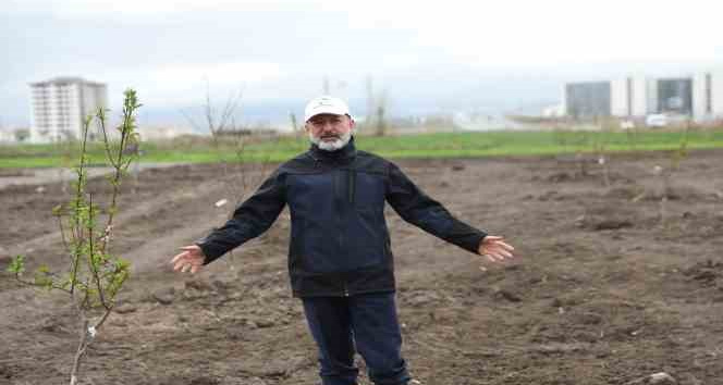 Başkan Çolakbayrakdar’dan Kayseri’de yine ilk olan Meyve Bahçeli Park Projesi