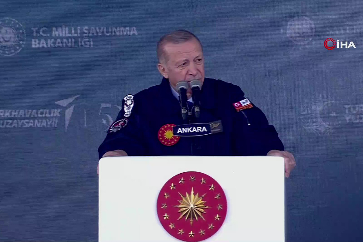 Cumhurbaşkanı Erdoğan yerli savaş uçağının adının ‘KAAN’ olduğunu açıkladı
