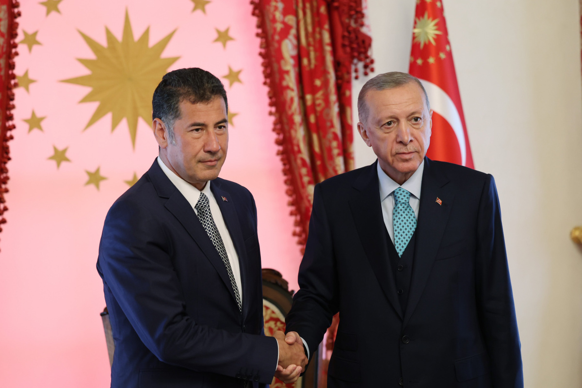 Cumhurbaşkanı Erdoğan ile Sinan Oğan’ın Dolmabahçe’deki görüşmesi sona erdi