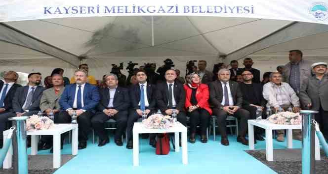 Melikgazi ‘de Alparslan Türkeş Sosyal Yaşam ve Kültür Merkezi’nin tanıtımı yapıldı