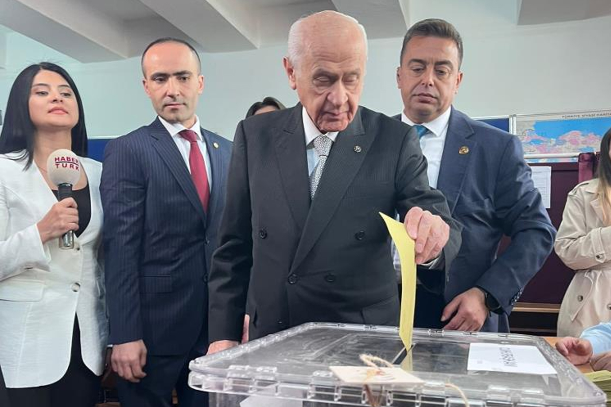 MHP Genel Başkanı Bahçeli oyunu Ankara’da kullandı