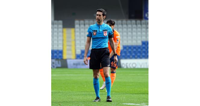 Sivasspor-Kayserispor maçını Burak Pakkan yönetecek