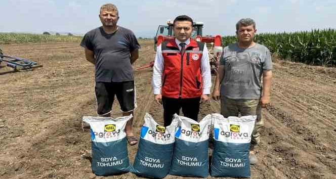 Osmaniye’de 41,7 ton soya tohumu toprakla buluştu