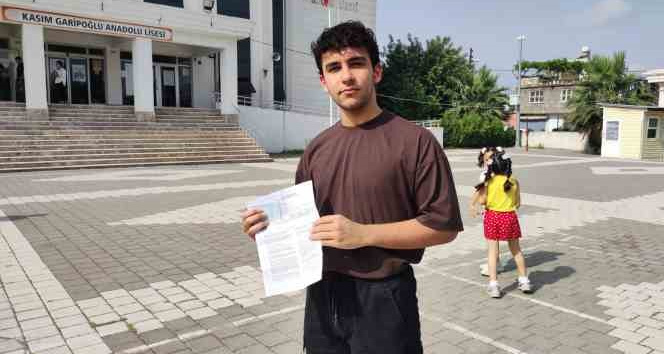 63 saat enkaz altında kalan Gürkan, üniversite sınavına girdi