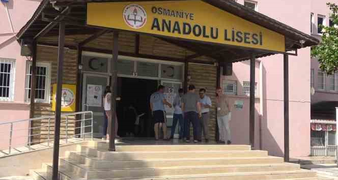 Deprem bölgesi Osmaniye’de üniversite sınavı heyecanı