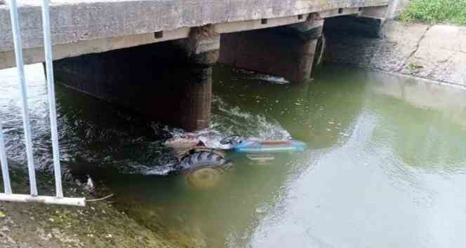 Traktörle sulama kanalına düşen genç hayatını kaybetti