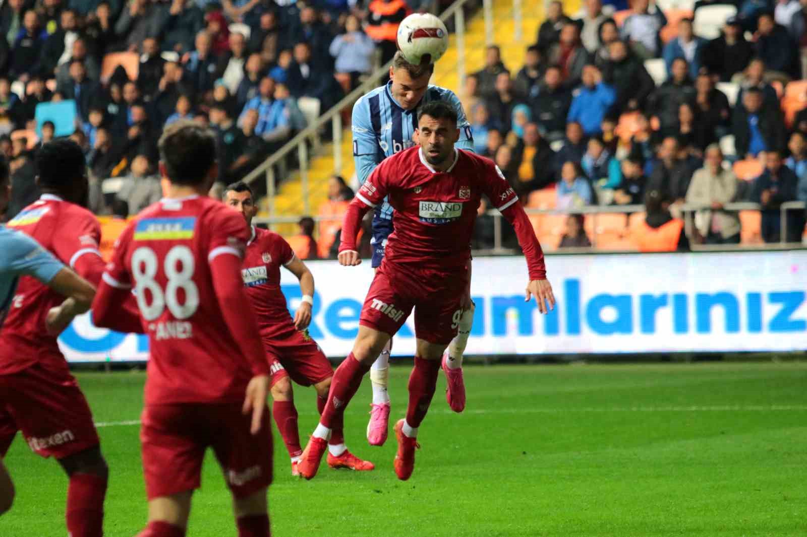 Trendyol Süper Lig: Y. Adana Demirspor: 4 – Sivasspor: 1 (Maç sonucu)