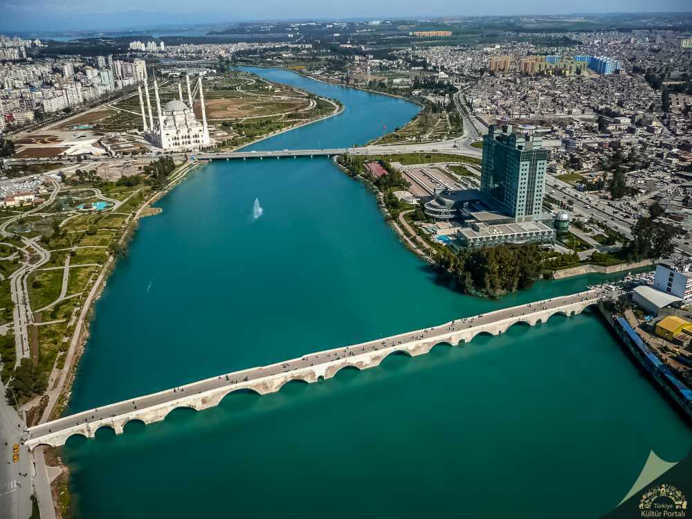 Adana’da Gezilecek Yerler, Ne Yenir, Nerede Kalınır? [2025 Rehberi]