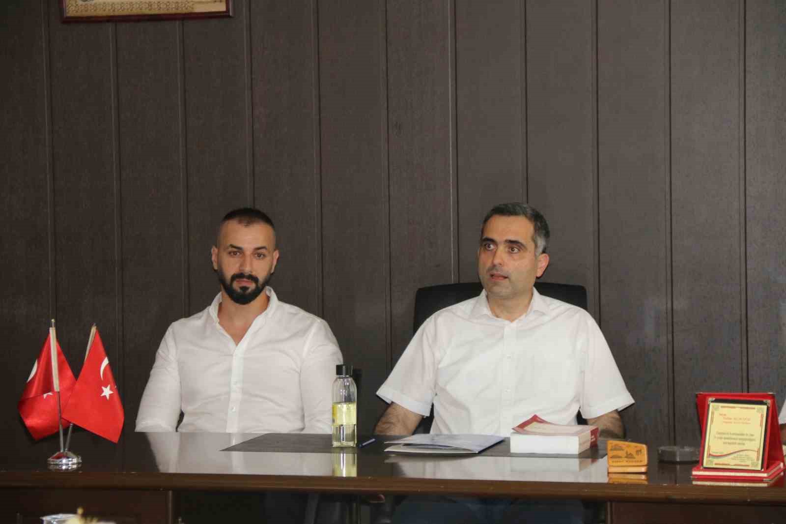 Kozanlı şehit ailelerinden 12 kahraman asker için dua